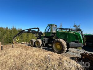 Skördare John Deere 1270E
