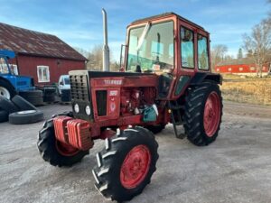 Traktor BELARUS MTZ 820