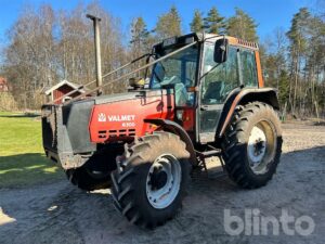Traktor VALMET 6300-4