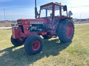 Traktor VOLVO-BM T 800 C