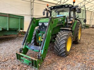 Traktor JOHN DEERE 6125R
