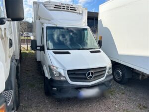 Kylbil Mercedes Sprinter Reparationsobjekt