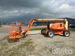 Bomlift JLG 600AJ