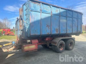 Lastväxlarvagn Ombyggd lastbil inkl 30 m3 Container