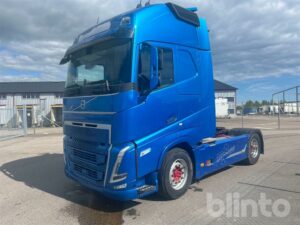 Dragbil VOLVO FH LNG + Frakt till Litauen ingår