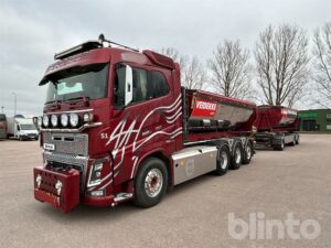 Lastväxlare VOLVO - Asfaltslastbil