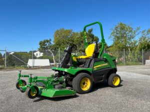 Gräsklippare John deere 1550
