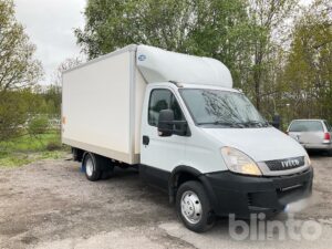 Lätt lastbil IVECO 35C13