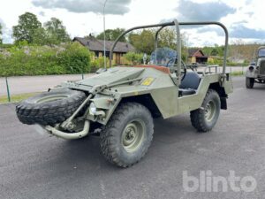 Militärbil VOLVO L 3304