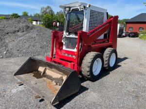 Kompaktlastare GEHL 074107