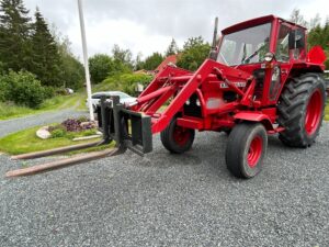Traktor VOLVO-BM T 500