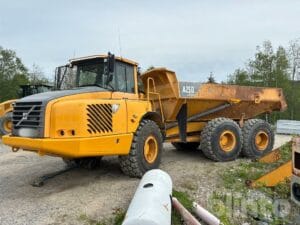 Terrängvagn VOLVO A25D 6X6