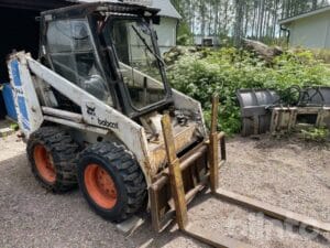 Kompaktlastare Bob-Cat 743 fullutrustad