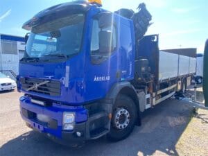 Kranbil VOLVO FE 300 4X2