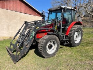 LastarTraktor MASSEY FERGUSON 4335-4