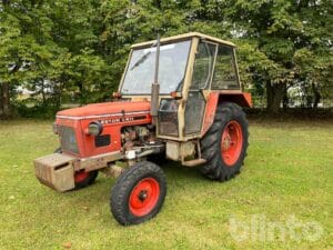 Traktor ZETOR 4911
