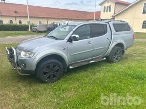 Lätt lastbil MITSUBISHI L200