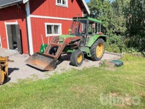 Traktor JOHN DEERE 2130