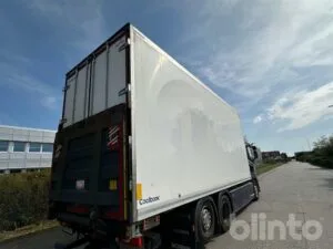 Lastbilsskåp Aggregat & Bakgavellyft