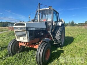 Traktor Case 1690