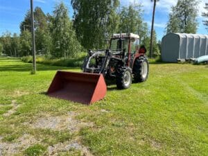 Traktor NEW HOLLAND 45-66/3435