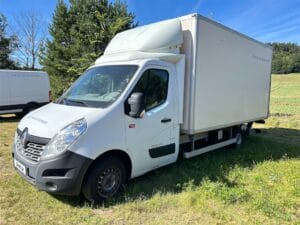Lätt lastbil RENAULT / ITS SYSTEM