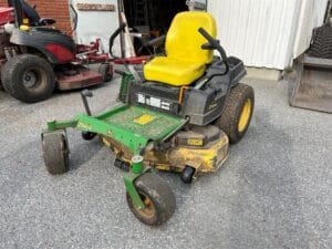 Åkgräsklippare John Deere Z540R