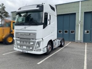 Dragbil VOLVO FH 4*2 trailerdragare