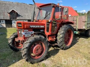 Traktor BM VOLVO 2254 4WD