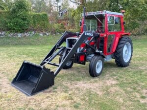 Traktor MASSEY-FERGUSON 550-2 MP