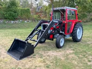 Traktor MASSEY-FERGUSON 550-2 MP