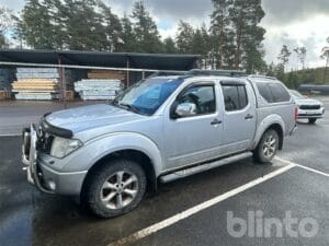 Lätt lastbil NISSAN NAVARA D40