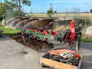 Plog + tilltpackare Kverneland EG85