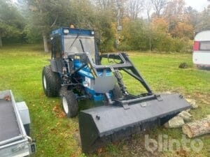 Traktor FORD 1910 4WD