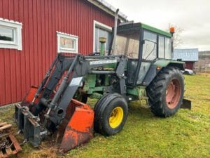 Traktor JOHN DEERE 1640 TSS