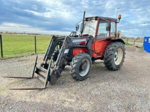 Traktor VALMET 405-4