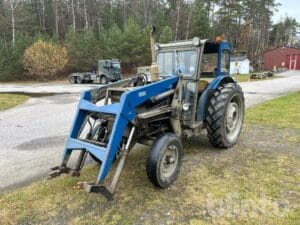 Veterantraktor Militärtraktor / Volvo BM T600 med redskap / Ny info om fäste