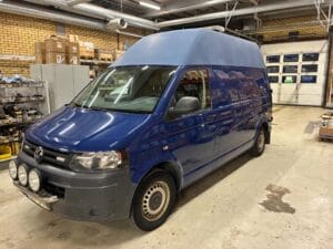 Lätt lastbil / Skåpbil VW SKÅP 2