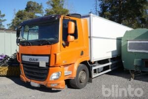 Distributionsbil DAF CF 370Y / Höj & sänkbart skåp