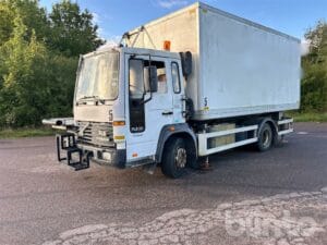 Mobil Arbetsplattfor VOLVO FL608 J MNLAST 4*2