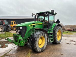 Traktor JOHN DEERE 7930