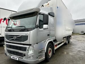 Lastbil VOLVO FM 6X2