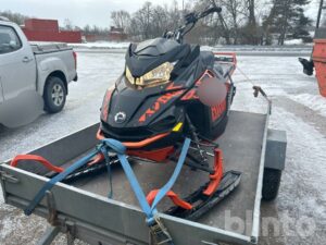 Snöskoter Lynx BoonDocker 4100 DS 850 E-TEC