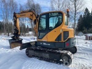 Bandgrävare 8 ton Hyundai 80CR (2100 tim)