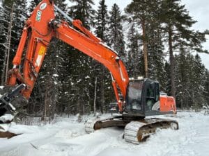 Bandgrävare Hitachi ZX250-5B