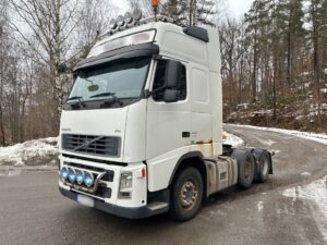 Dragbil VOLVO FH-440 6*2