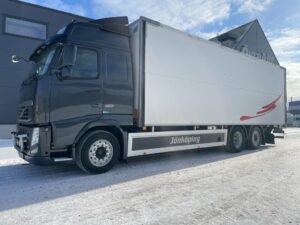 Skåplastbil VOLVO FH 6*2