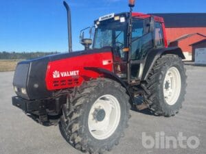 Traktor 4WD VALMET 8100