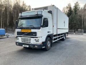 Lastbil VOLVO FM7 4X2