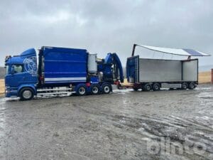 Flisekipage Scania r580lb8x4*4hnb flishugg och kran